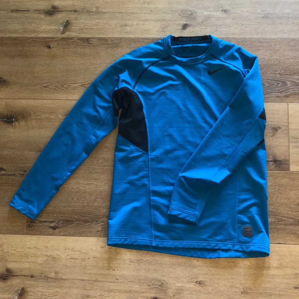 Nike Pro Dri-fit (fitted)